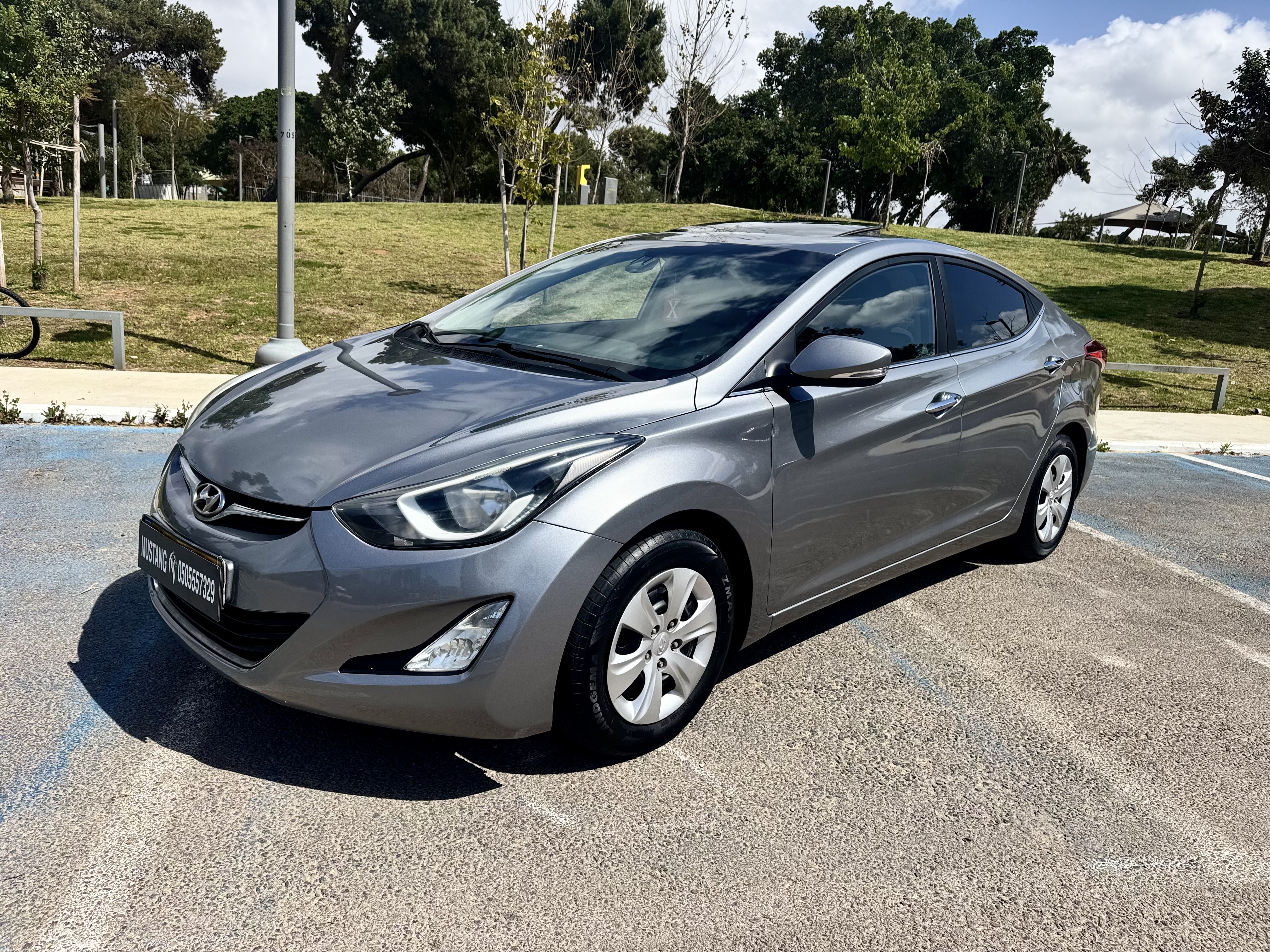 HYUNDAI i35 ELANTRA