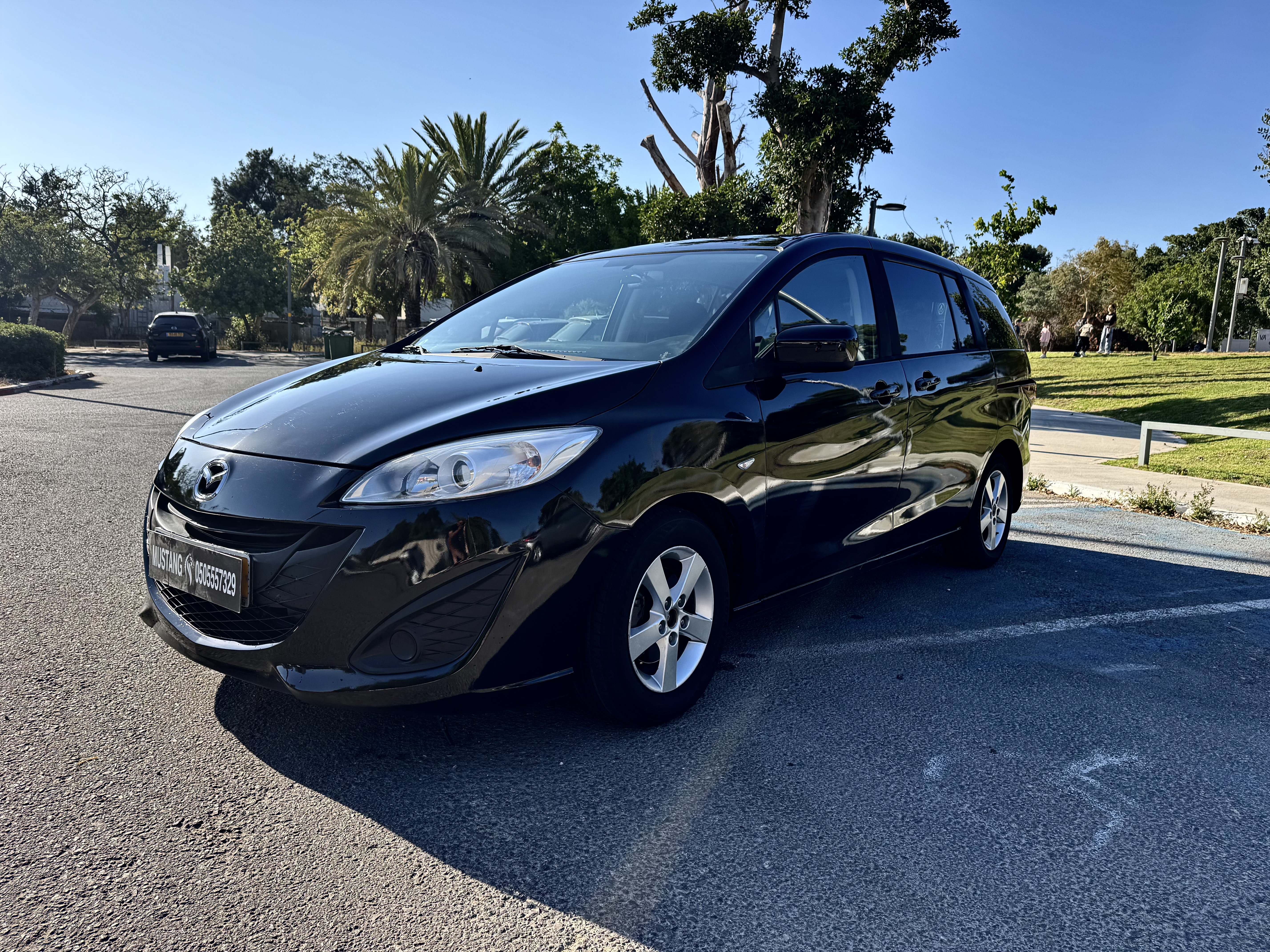 MAZDA 5-  7 мест