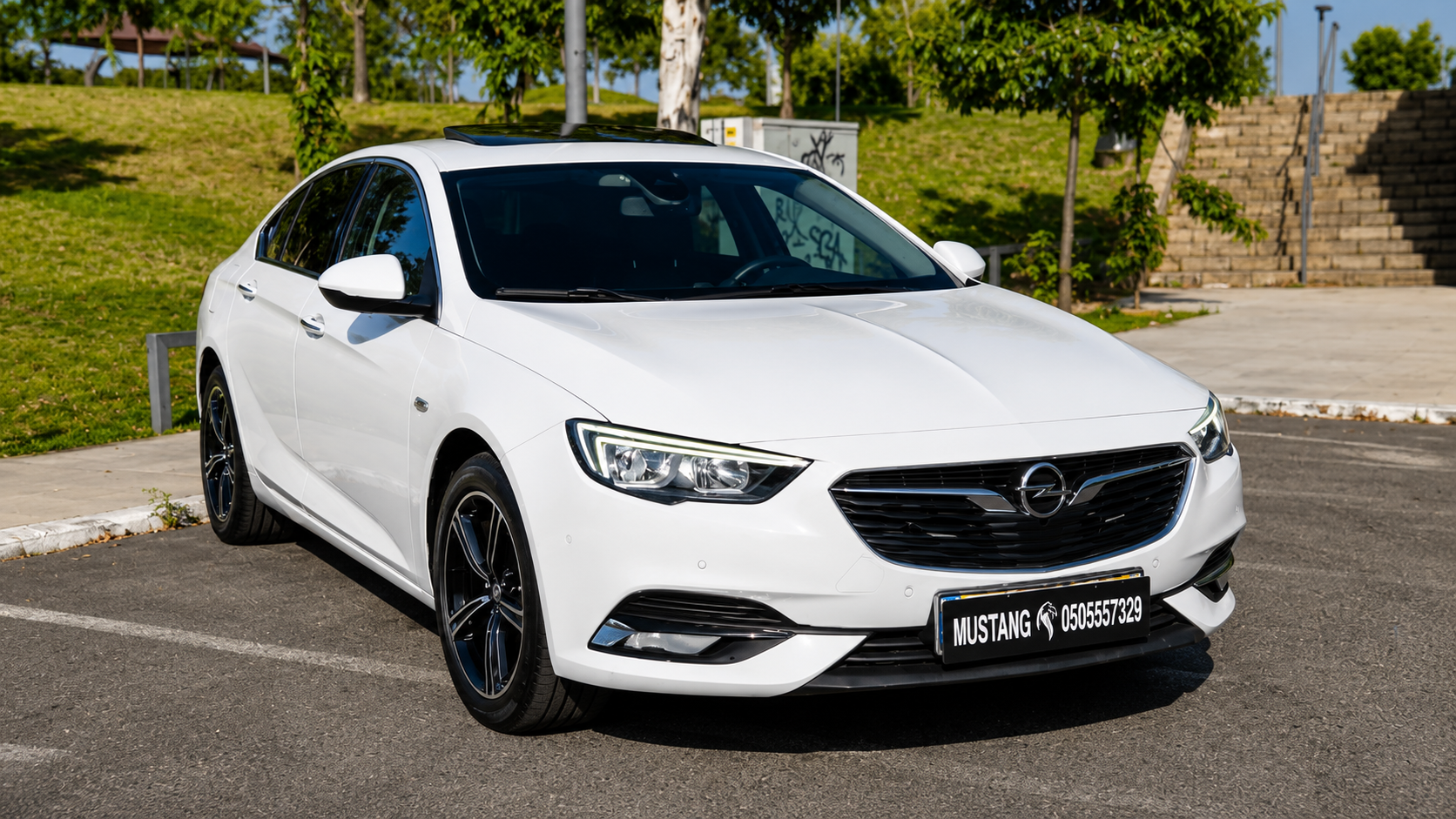 OPEL INSIGNIA