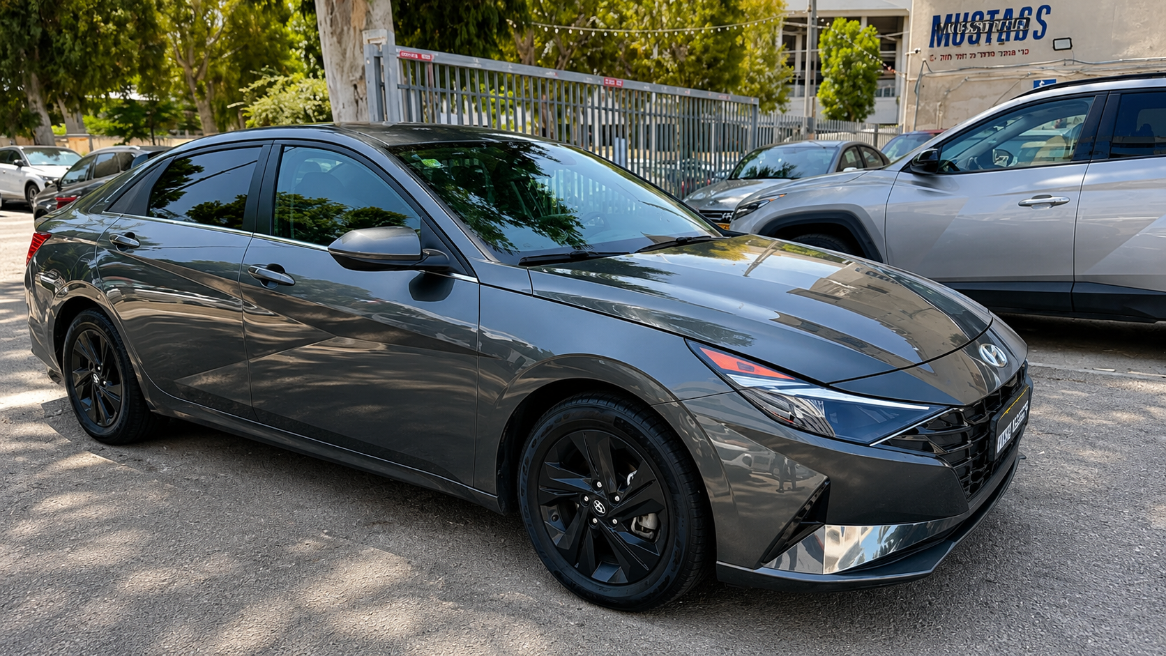 HYUNDAI ELANTRA hybrid