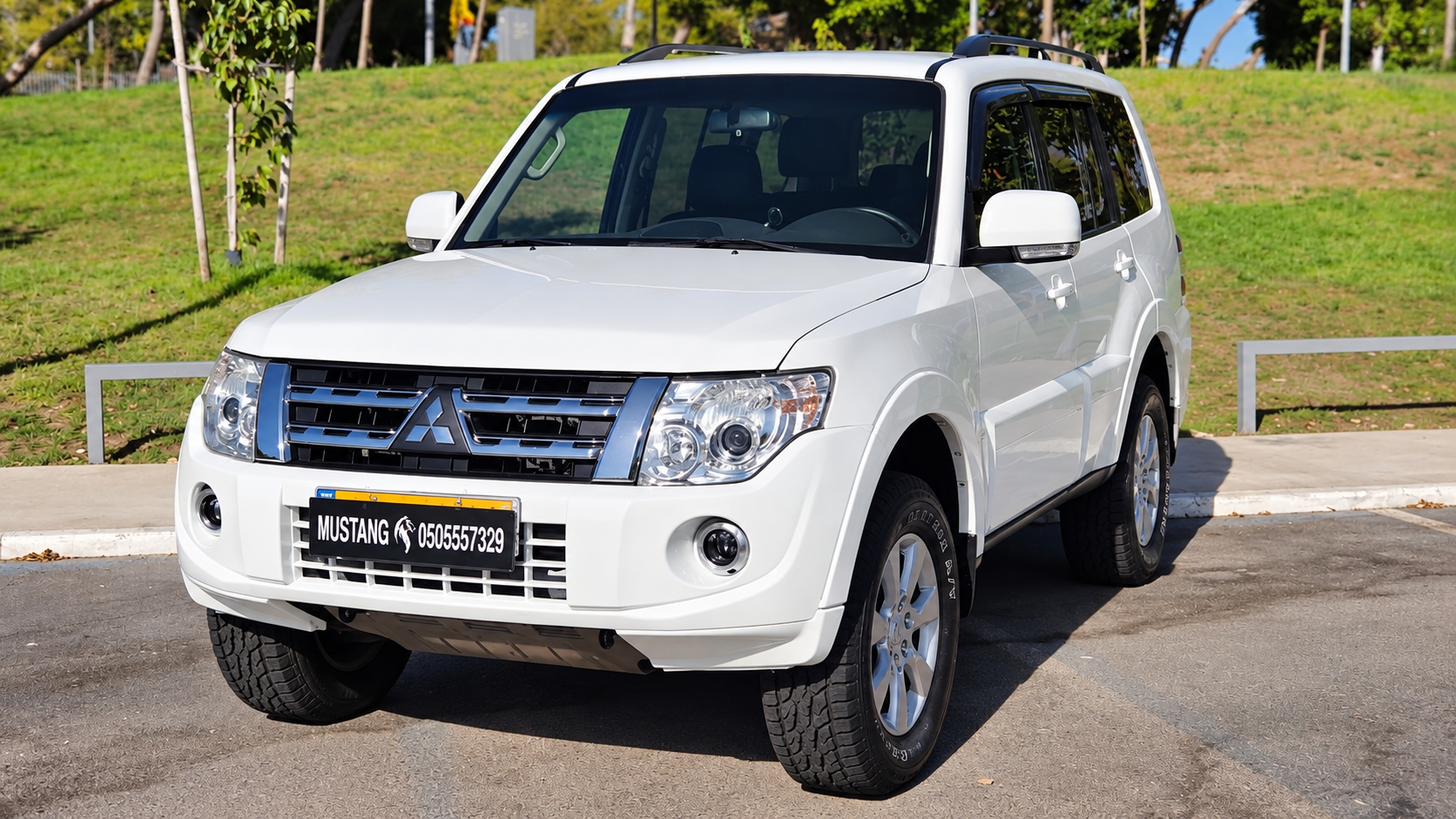 MITSUBISHI PAJERO DAKAR 7 мест